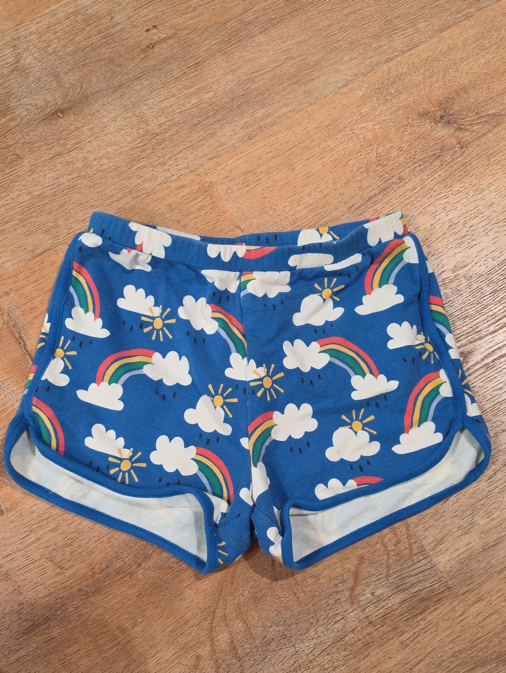 Hanna Andersson Blue Rainbow & Cloud Print Shorts Size 10